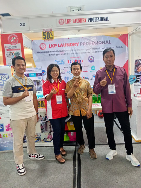 Cover photo of AZMI LAUNDRY HARAPAN INDAH BEKASI (LAYANAN ANTAR JEMPUT)